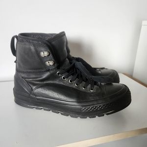 - Converse women 10.5 leather